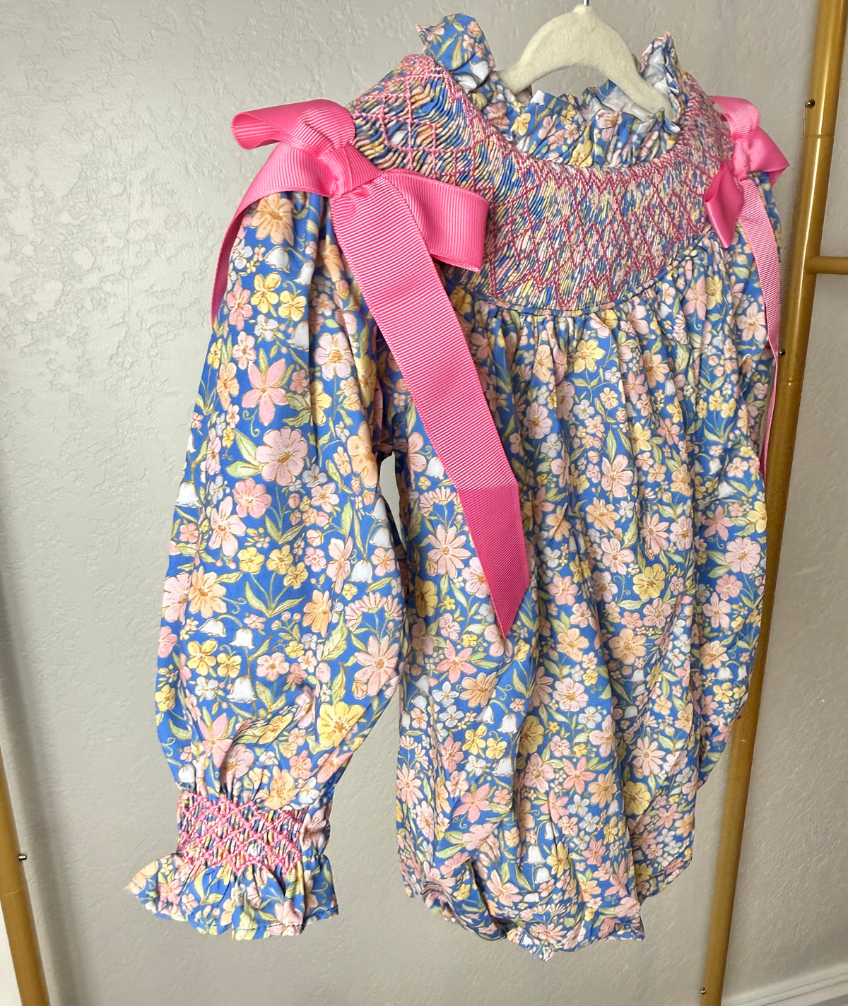 Girl’s Fall Blooms Bubble