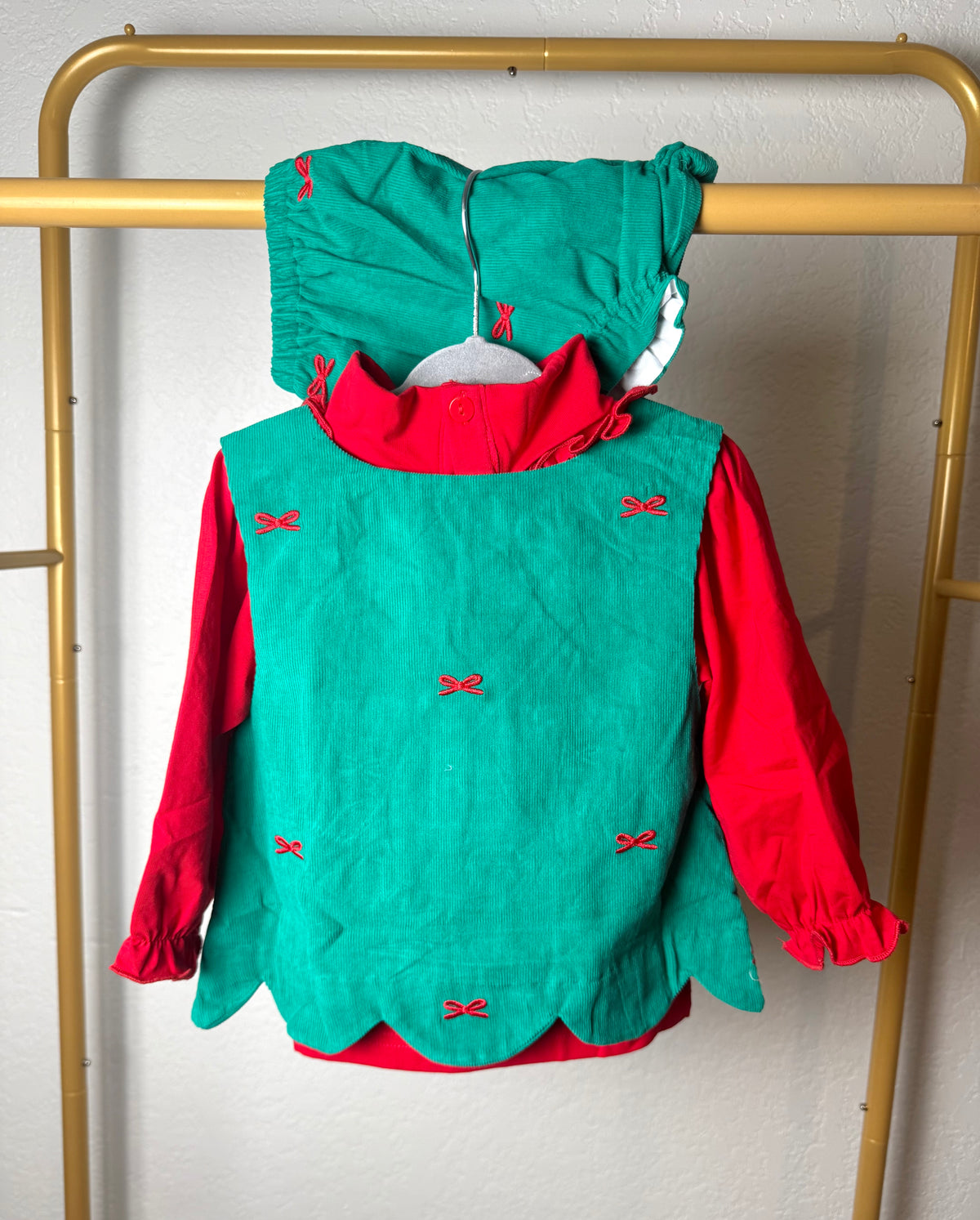 Christmas Corduroy: Girl's Bloomer Set - "HO HO HO"