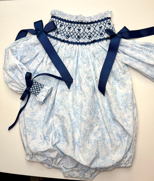 Blue Winter Bows Bubble