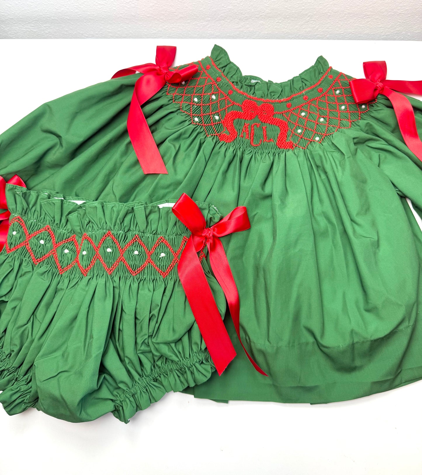 PO26: Christmas Best: Girl’s Bubble (ETA: October)