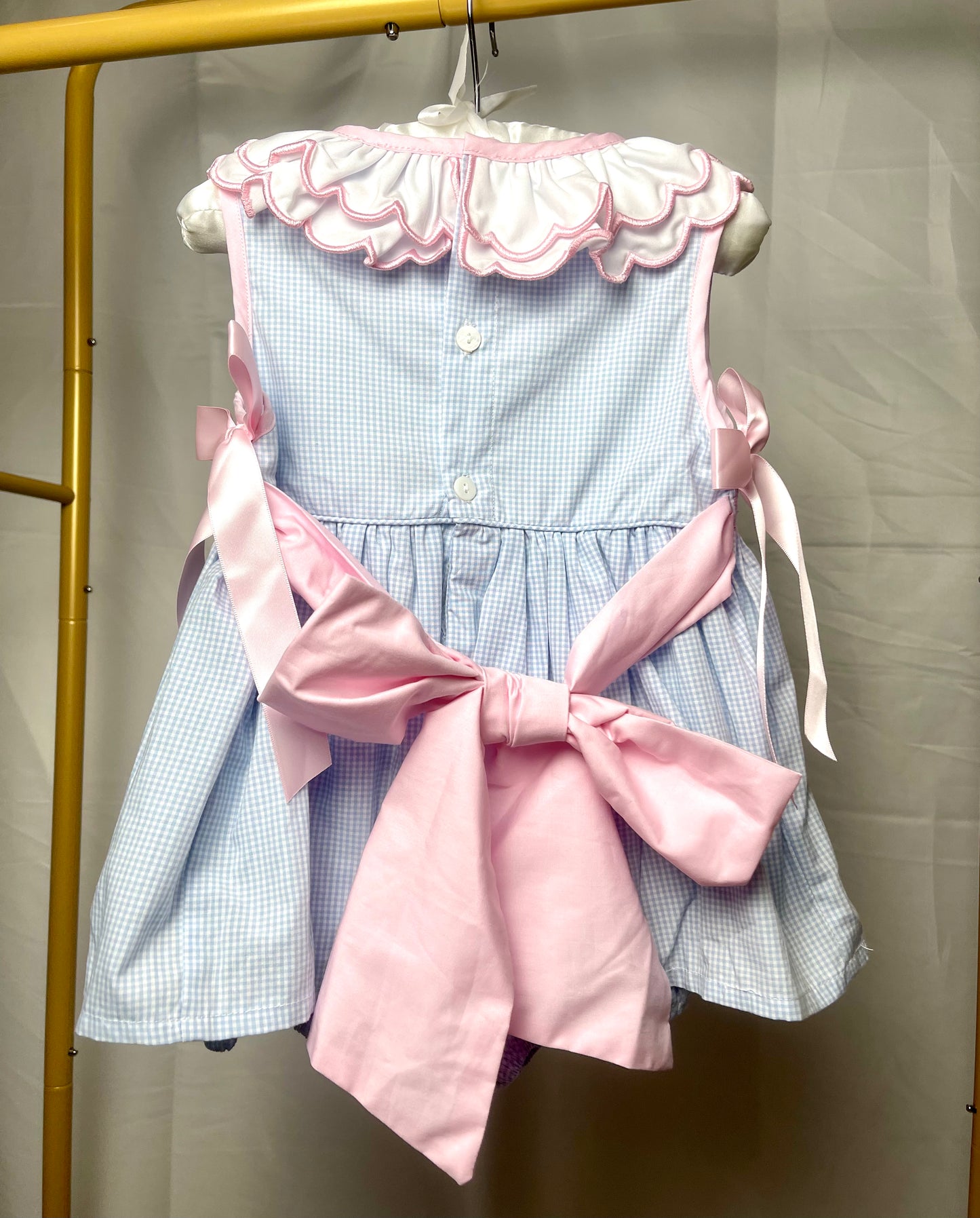 Blooming Pearls: Skirted Bubble